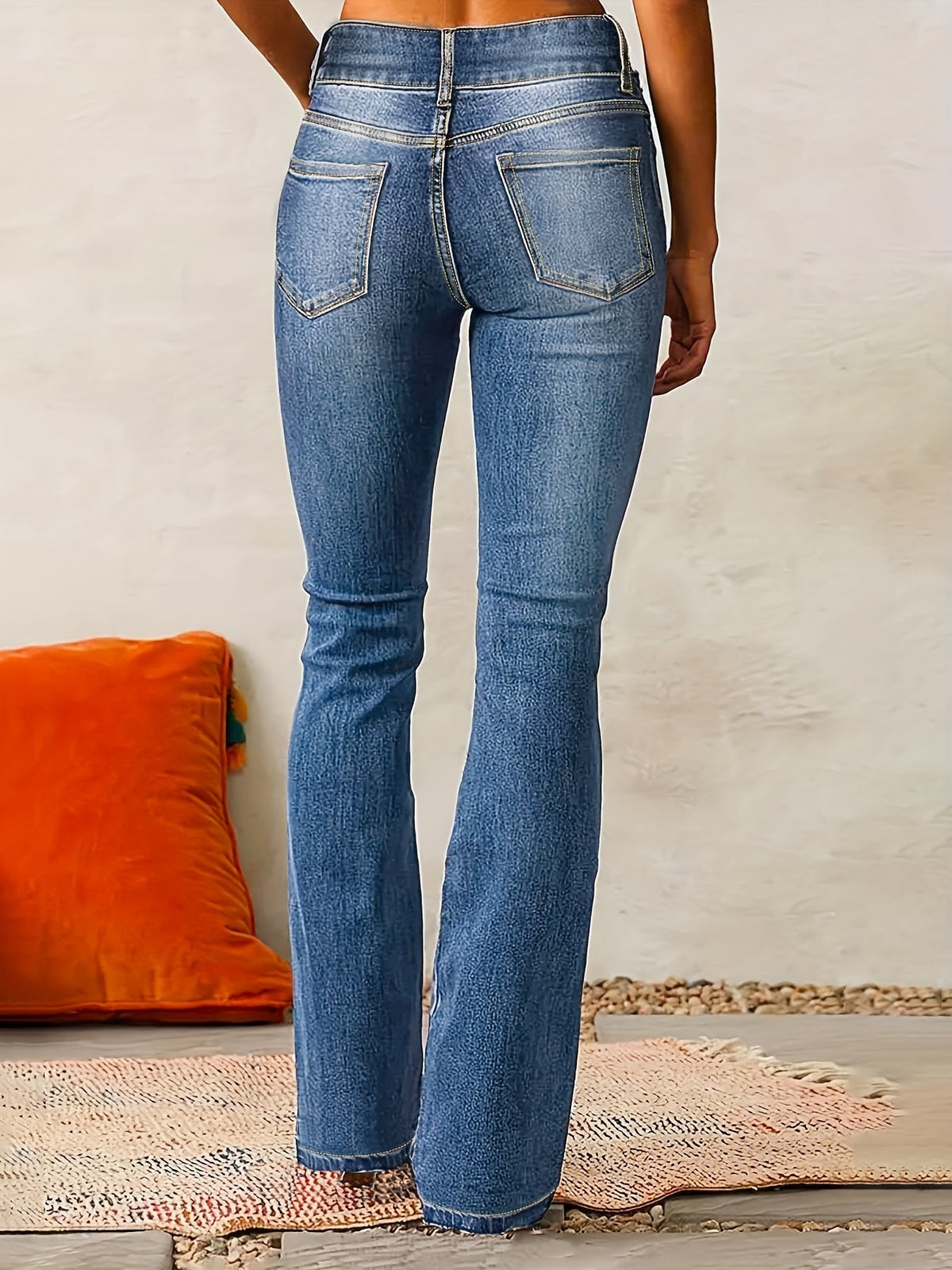 Kvinnelige Utsvingte Jeans med Høy Midje 1