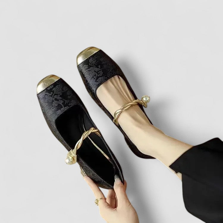 Kvinners Blokkhæl med Perlebånd 7