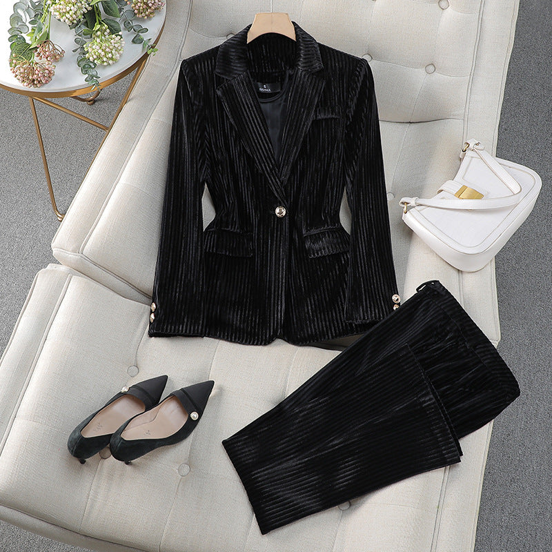 Kvinners Dresssett med Lang Blazer 3