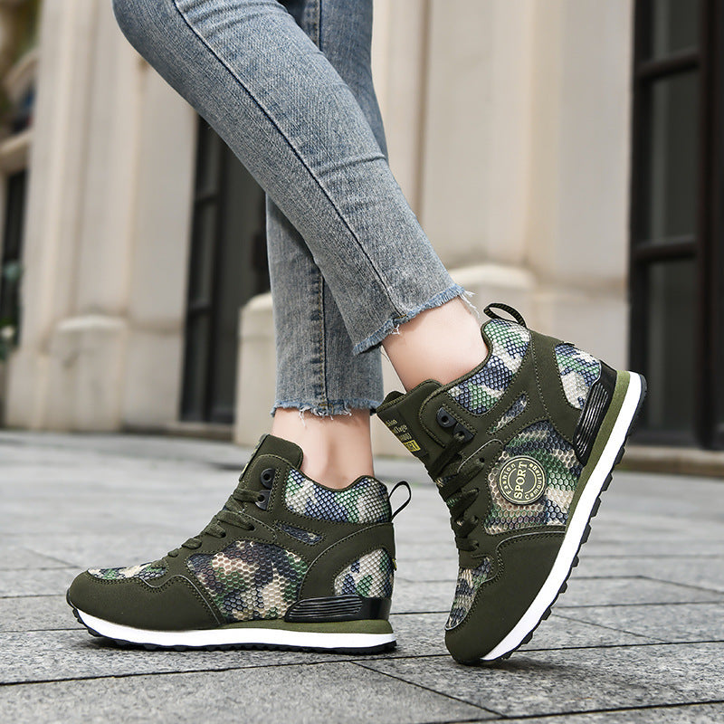 Kvinners Høye Sneakers Kamuflasje Design 4