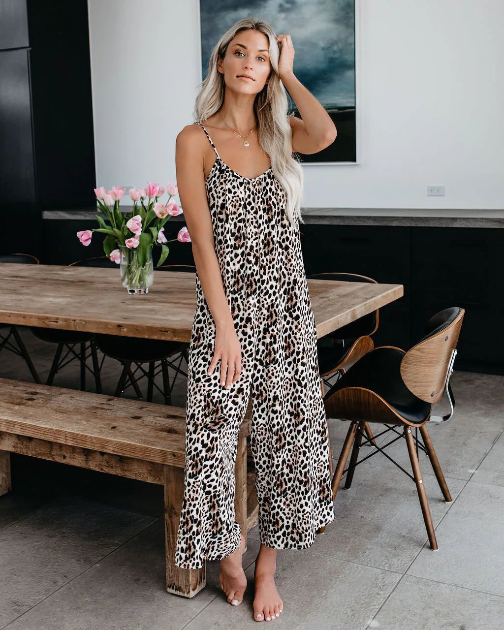 Kvinners Jumpsuit med Brede Ben 8