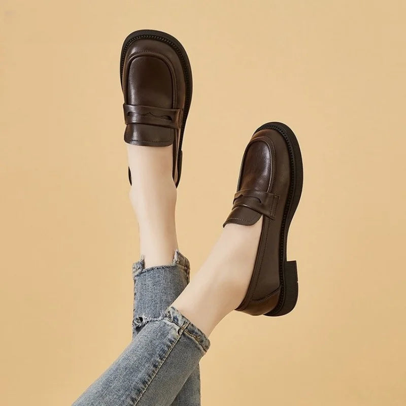 Kvinners Komfortable Loafers med Minimalistisk Design 2