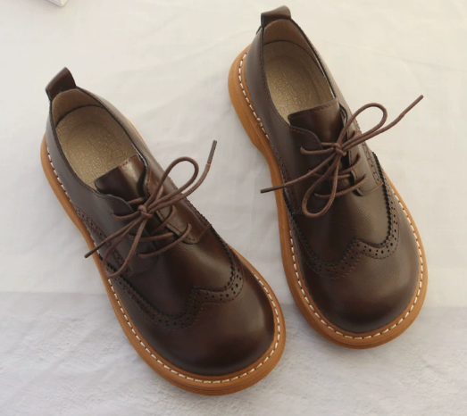 Kvinners Oxford-sko i Brogue-stil 9