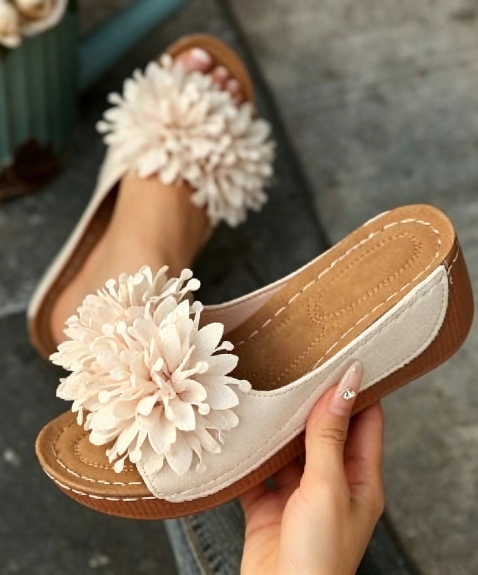 Kvinners Sandaler med Blomsterdekorasjon 4
