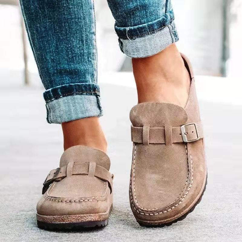 Kvinners Slip-Ons med Støpt Plattformsåle 2