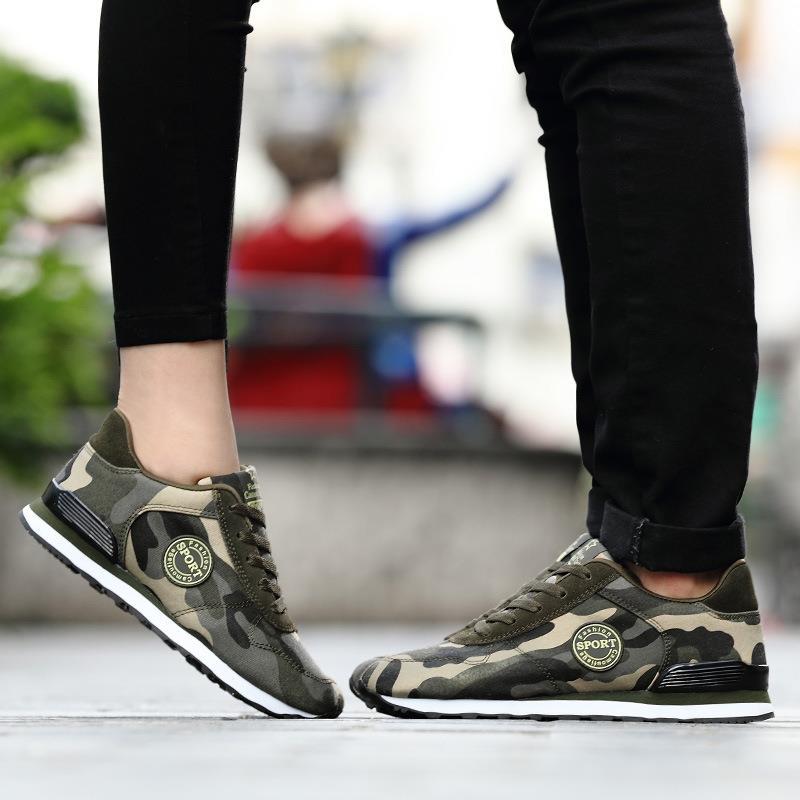 Kvinners Sneakers Sporty Kamuflasjedesign 2