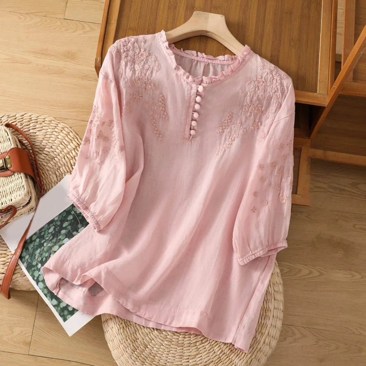 Kvinnes Bluse Med Klassisk Knapp Front og Broderi 2