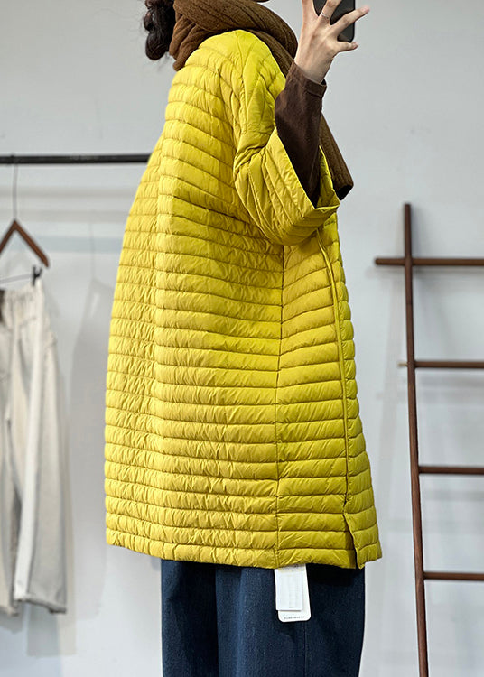 Parka for kvinner i plus size med lommer og knapper 4