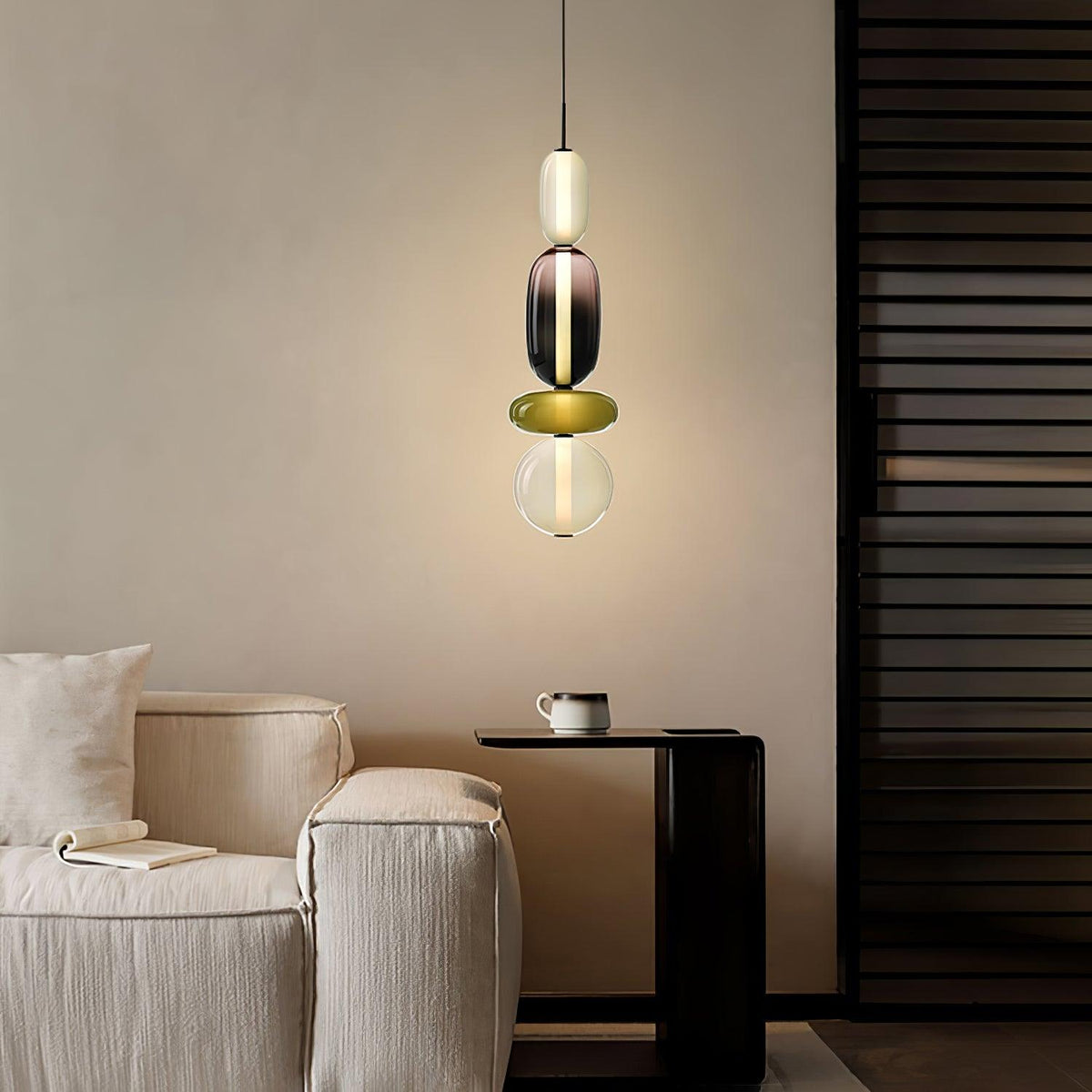 Pendellampe i glass med moderne design 3