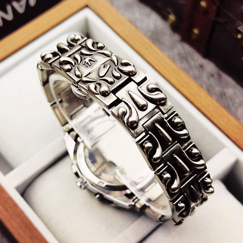 Unisex Statement Klokke Med Skulpturell Design 6