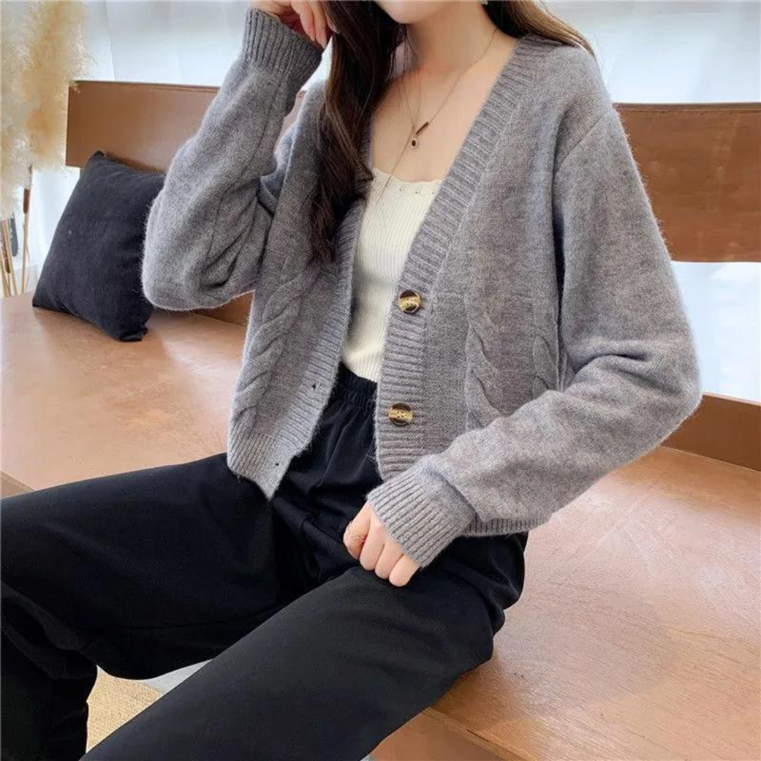 Kabelstrikket cardigan til dame