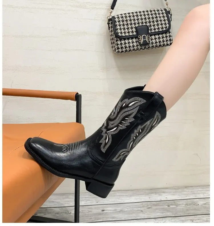Cowboystøvler med vintage-broderi for kvinner