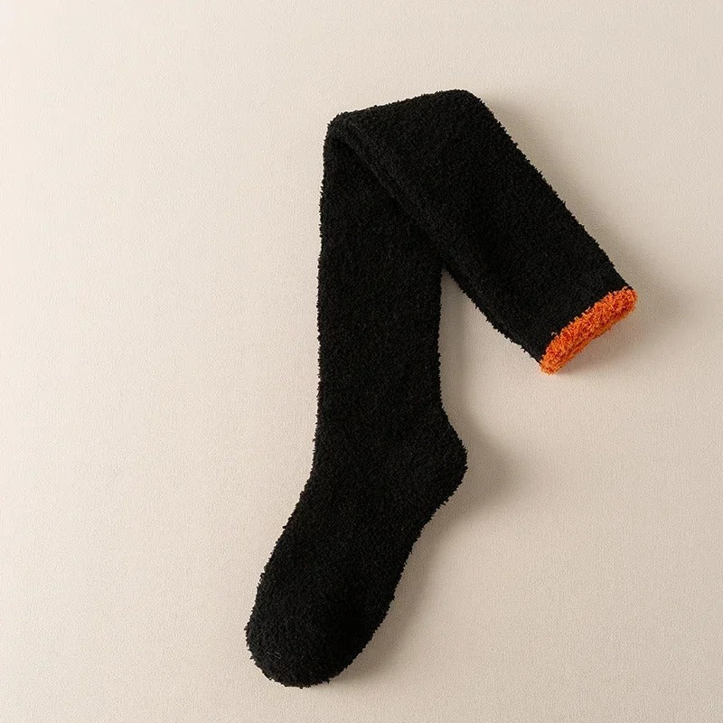 Over-knee høye sokker i korallfleece