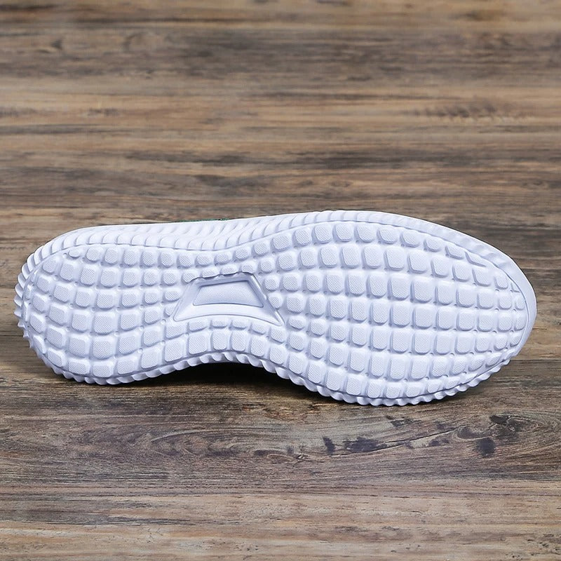 Pustende strikkede joggesko for kvinner