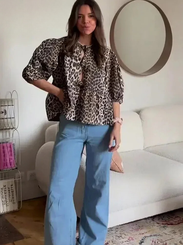 Leopardprint bluse med puffermer
