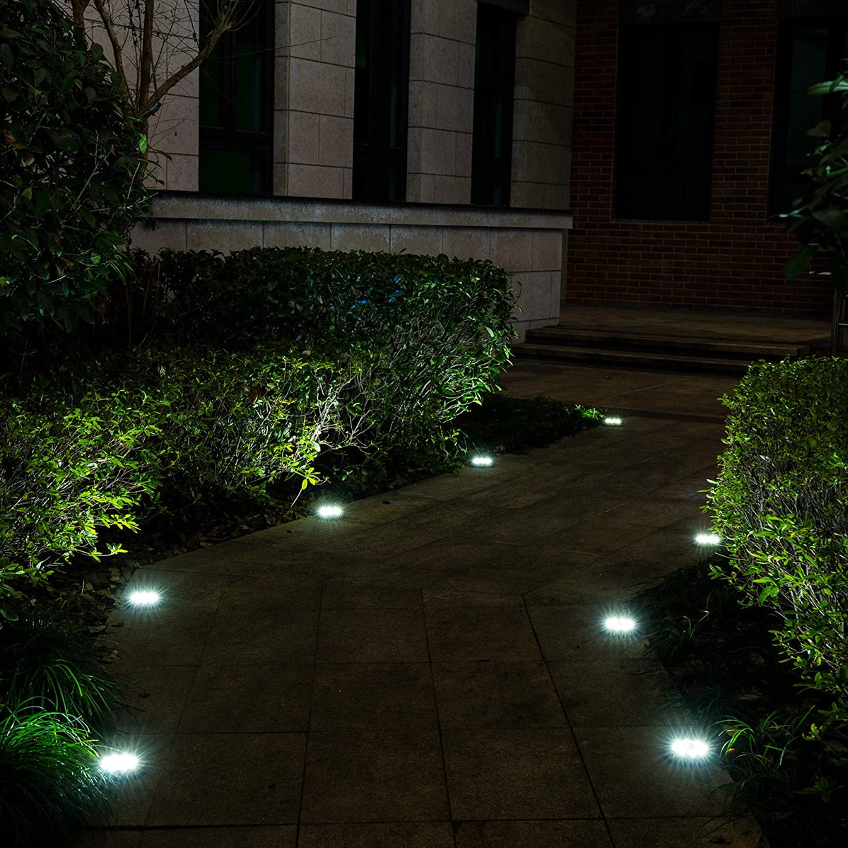 LED solcelledrevne disklys