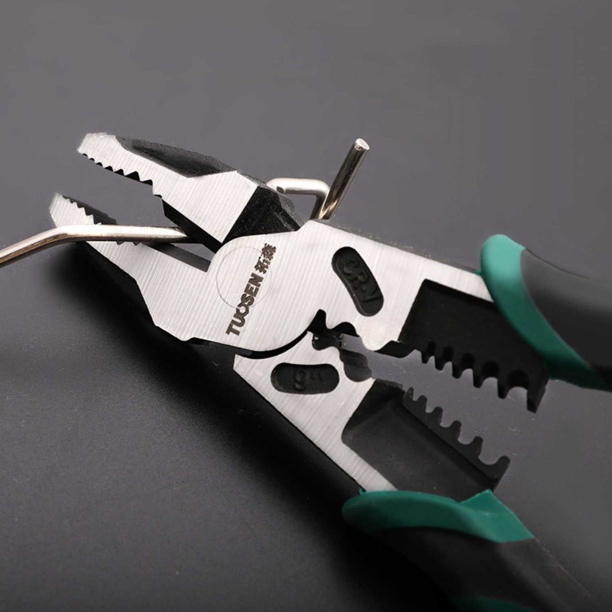 Multifunksjonell trådkuttertang