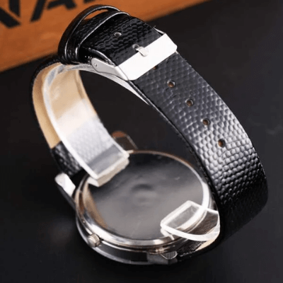 Kvarts skinnklokke for menn