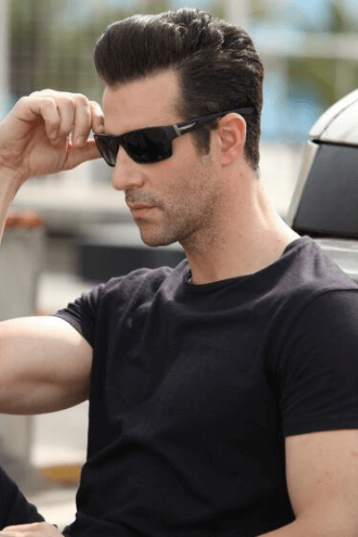 Solbriller med Dallas-tema