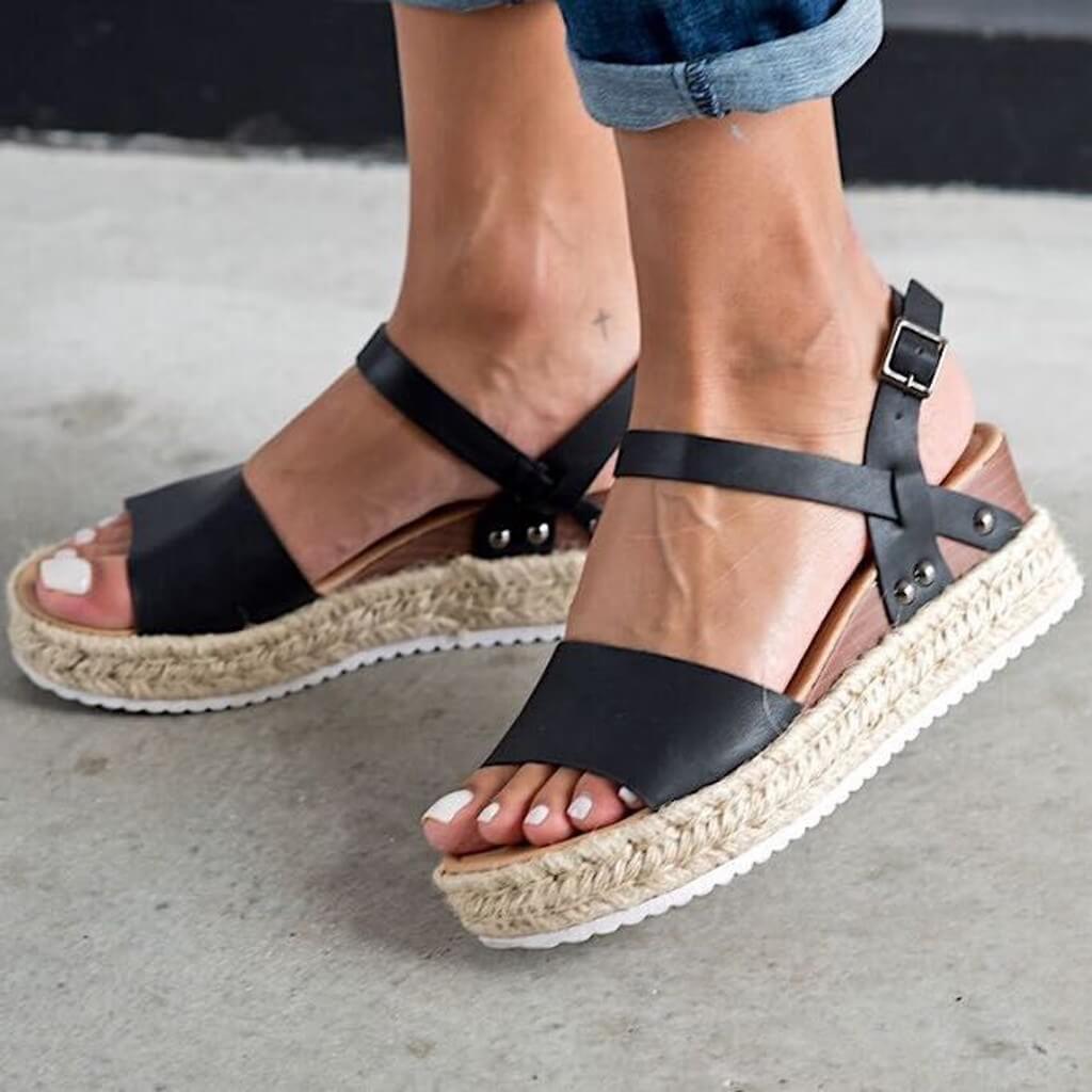 Sommersandaler for kvinner