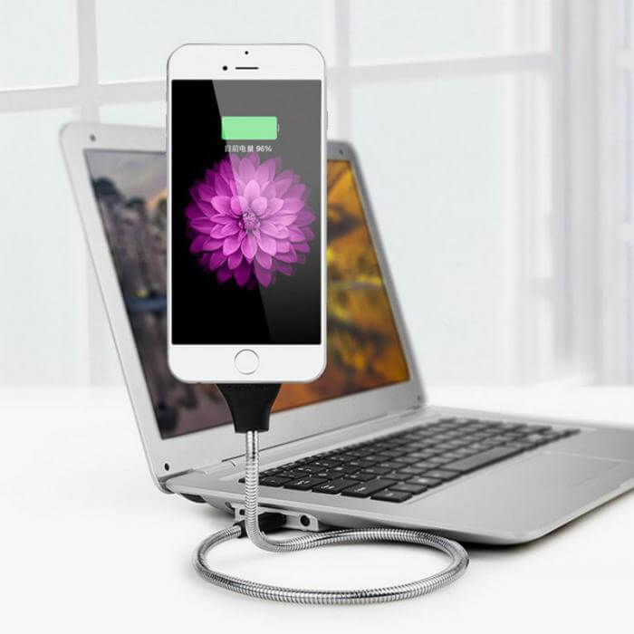 Allsidig ladekabel for telefonstativ