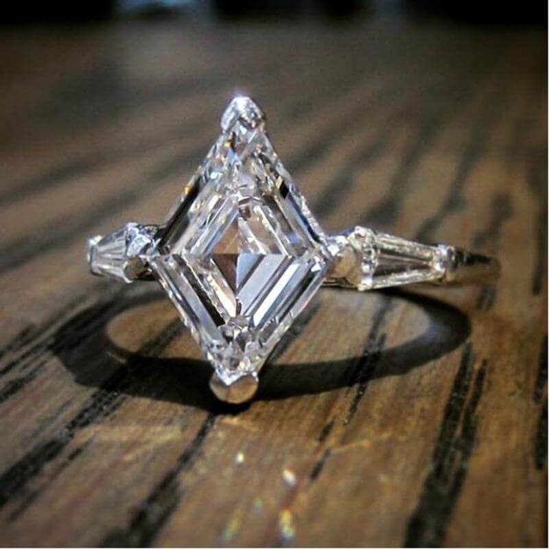 Horse Eye Solitaire forlovelsesring